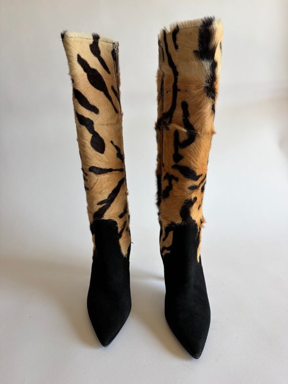 VINTAGE VERSACE FAUX FUR KNEE-HIGH BOOTS - Picture 5 of 10